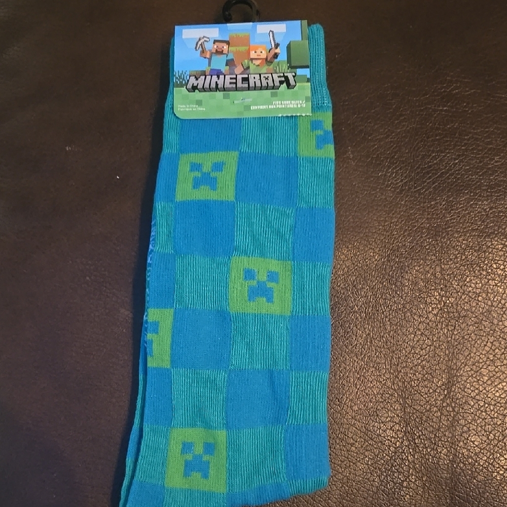 2 Pairs Blue and Green Casual Socks with Minecraft Creeper Design